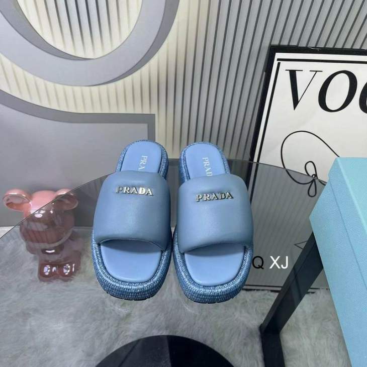 Picture of Prada Slippers _SKUPradasz35-40XJ0407147
